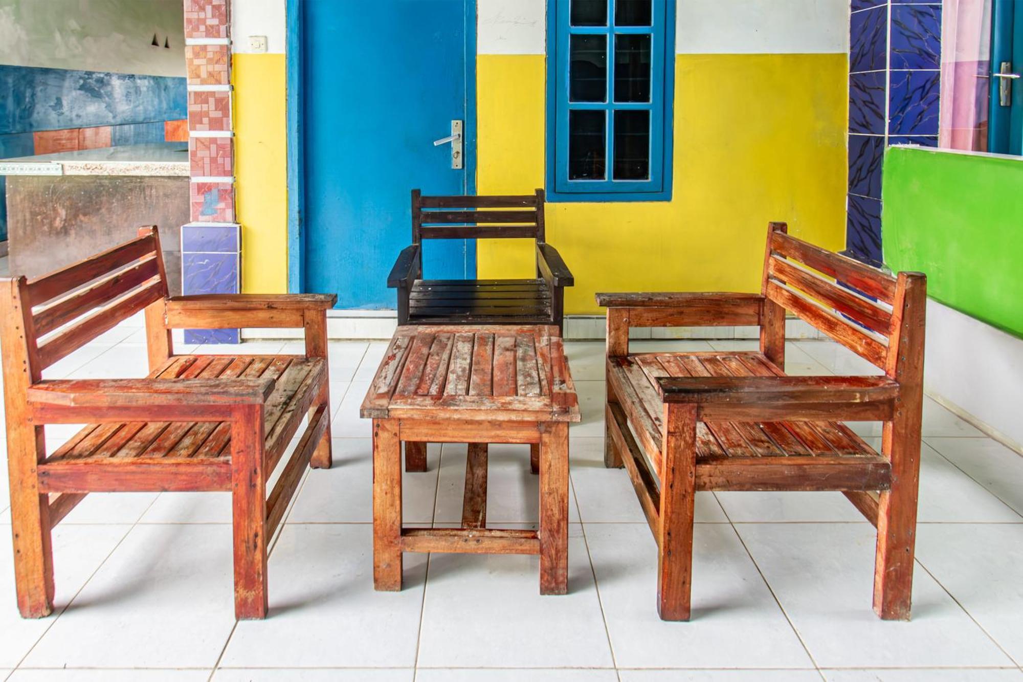 Oyo 93359 Kawi Homestay Praya Extérieur photo