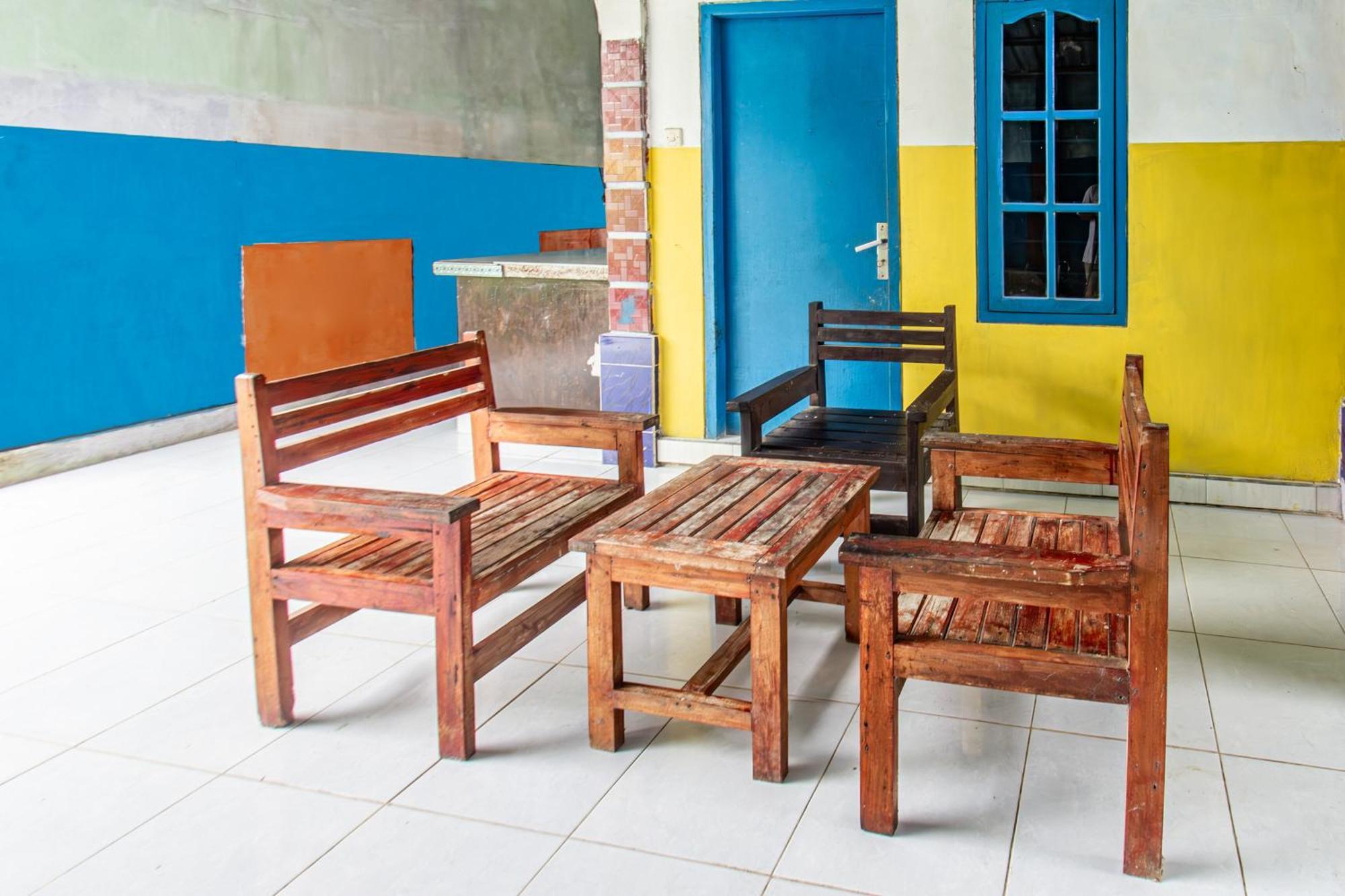 Oyo 93359 Kawi Homestay Praya Extérieur photo